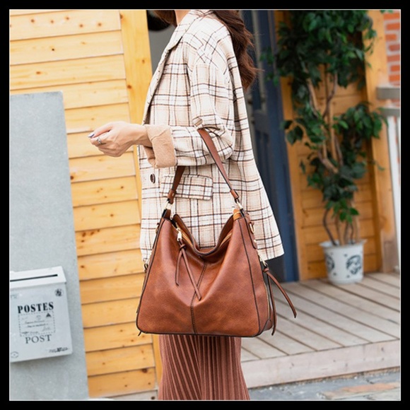 NEW ELVA Hobo Shoulder Bag Crossbody - Picture 3 of 8